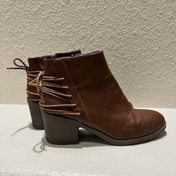 Bamboo Brown Booties Zipper Tie Back Ankle Boots Women's Size 9‎ Faux Leather - Picture 3 of 6